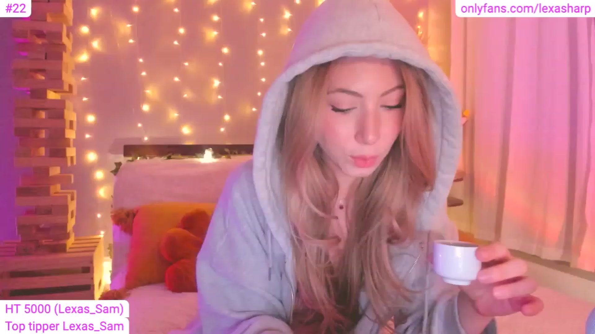 Gallery image thumbnail from alexasharp's myfreecams stream on, 04/03/2023, 04:10 image 14 of 20