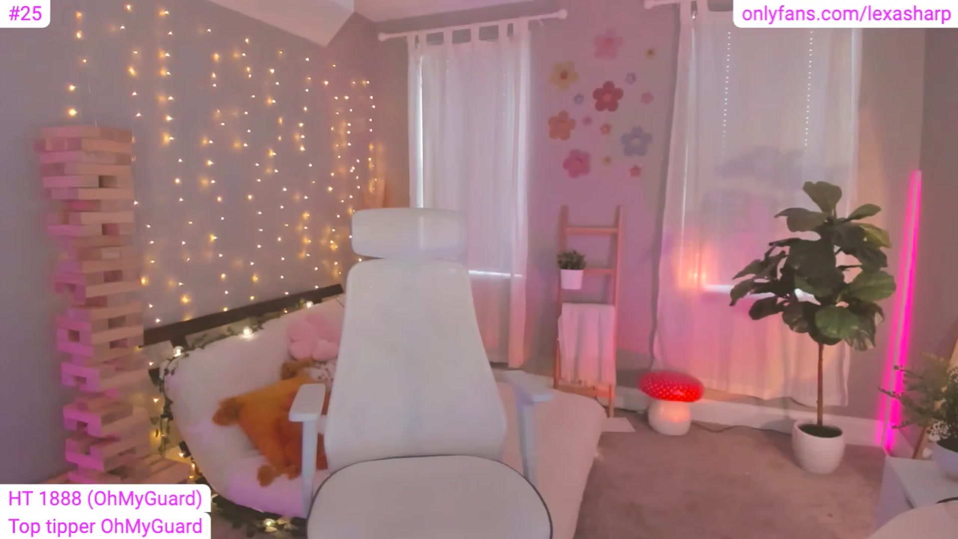 Gallery image thumbnail from alexasharp's myfreecams stream on, 04/03/2023, 22:02 image 17 of 20