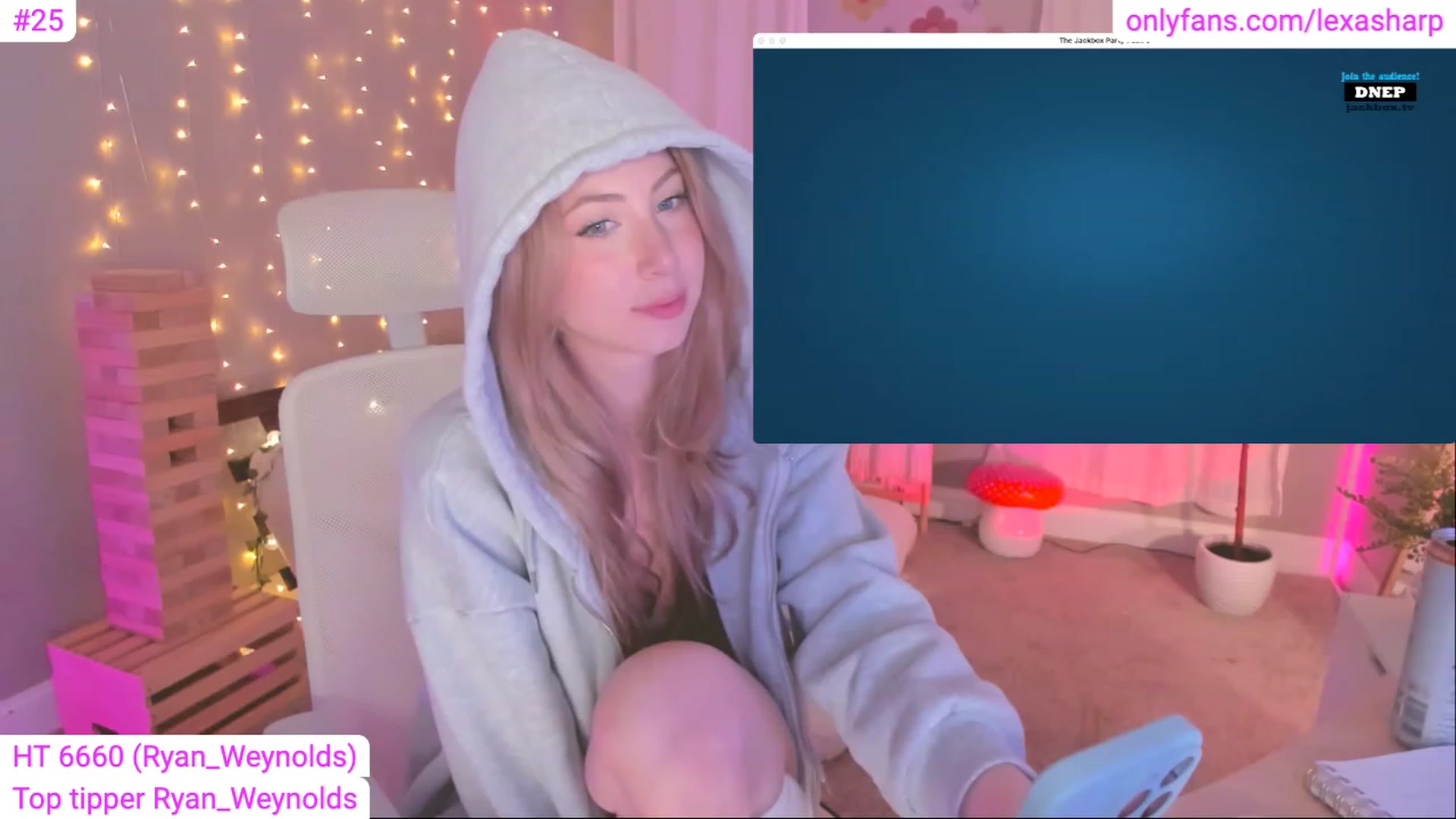 Gallery image thumbnail from alexasharp's myfreecams stream on, 04/07/2023, 05:03 image 19 of 20