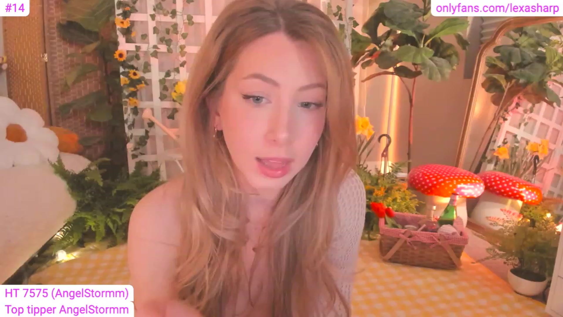 Gallery image thumbnail from alexasharp's myfreecams stream on, 04/09/2023, 03:33 image 18 of 20