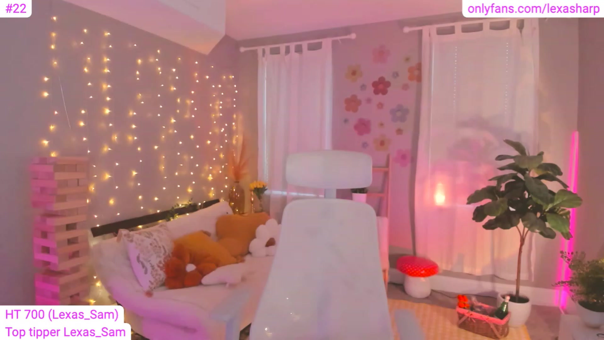 Gallery image thumbnail from alexasharp's myfreecams stream on, 04/12/2023, 24:01 image 4 of 20