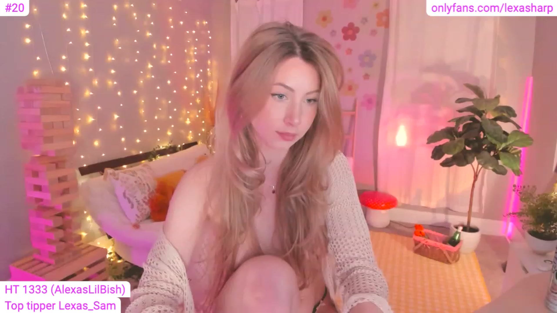 Gallery image thumbnail from alexasharp's myfreecams stream on, 04/12/2023, 01:13 image 16 of 20