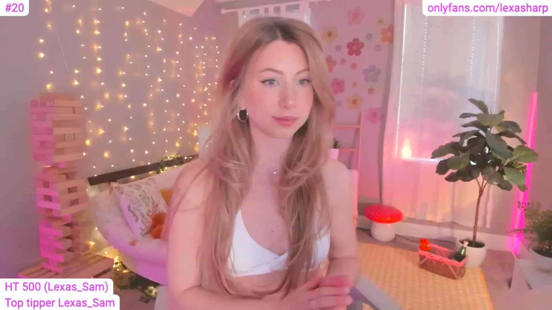 Gallery image thumbnail from alexasharp's myfreecams stream on, 04/12/2023, 22:54 image 3 of 20