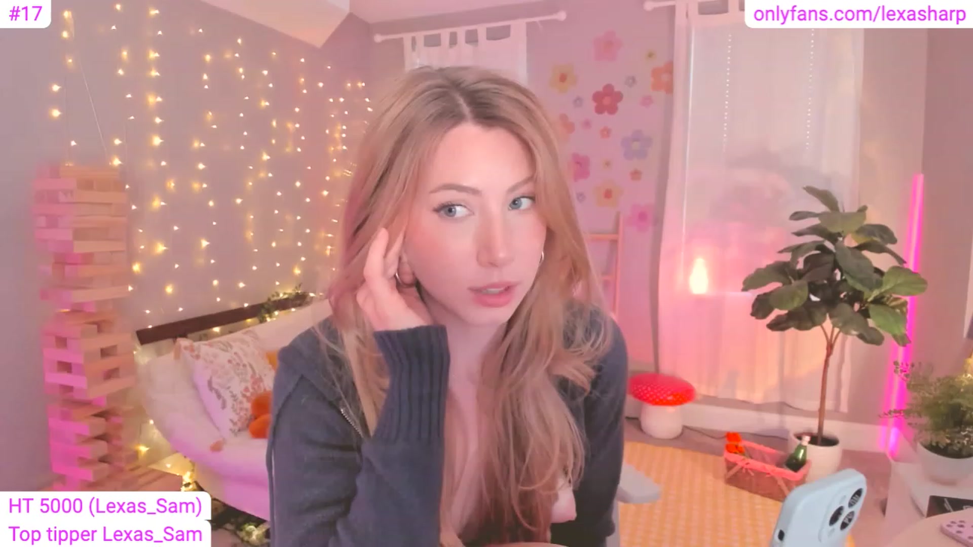 Gallery image thumbnail from alexasharp's myfreecams stream on, 04/12/2023, 23:37 image 1 of 20