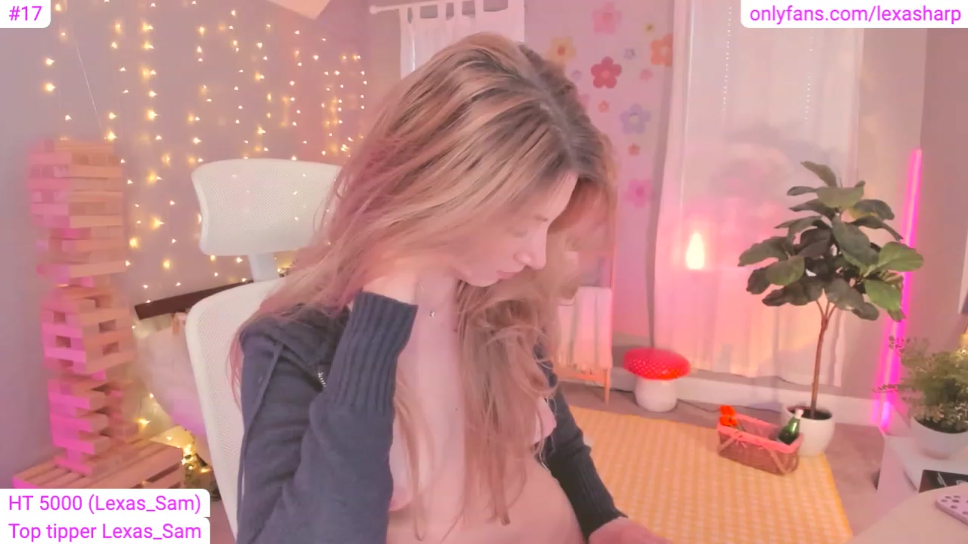 Gallery image thumbnail from alexasharp's myfreecams stream on, 04/12/2023, 23:37 image 14 of 20