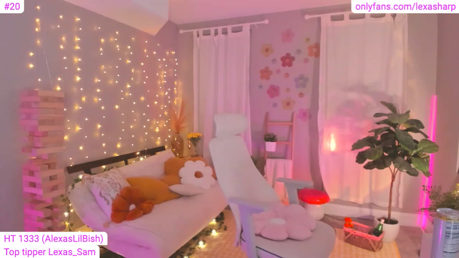 Gallery image thumbnail from alexasharp's myfreecams stream on, 04/14/2023, 02:06 image 13 of 20