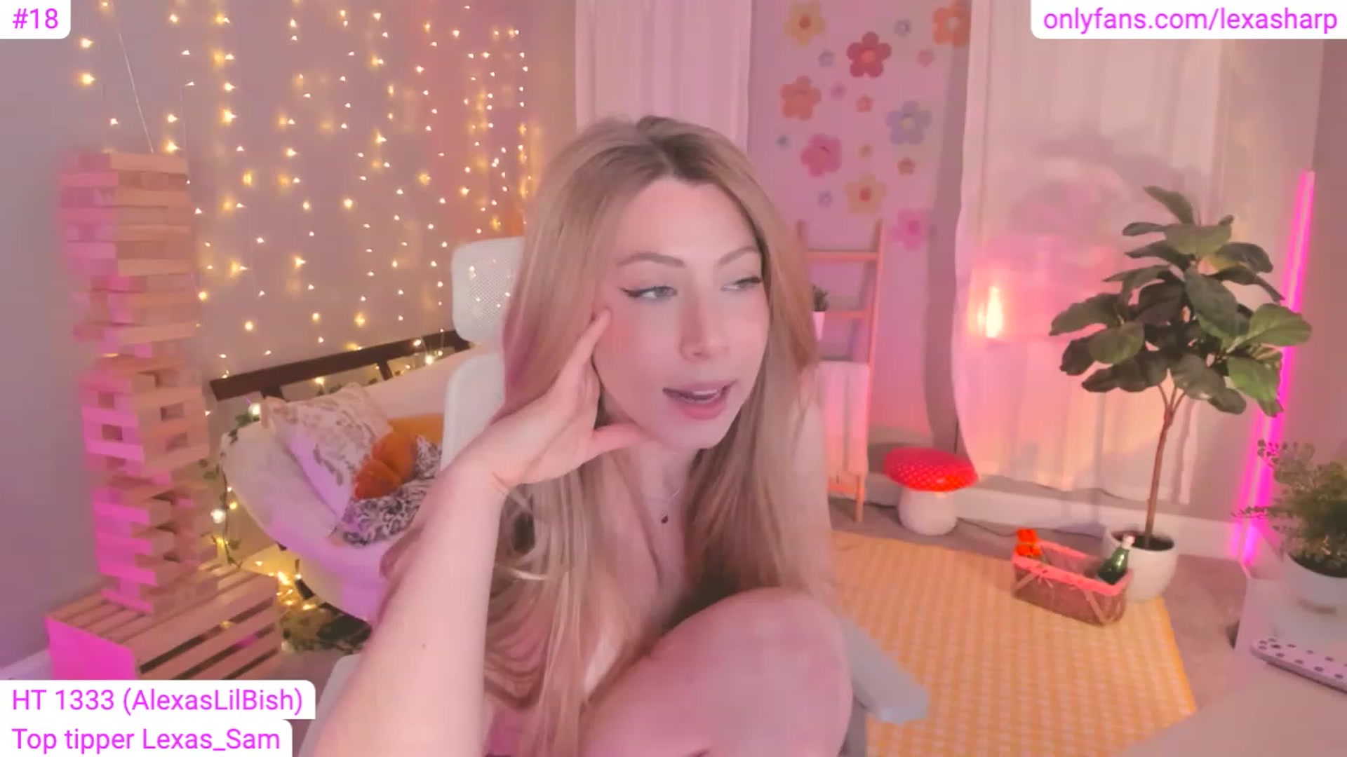 Gallery image thumbnail from alexasharp's myfreecams stream on, 04/14/2023, 03:29 image 17 of 20
