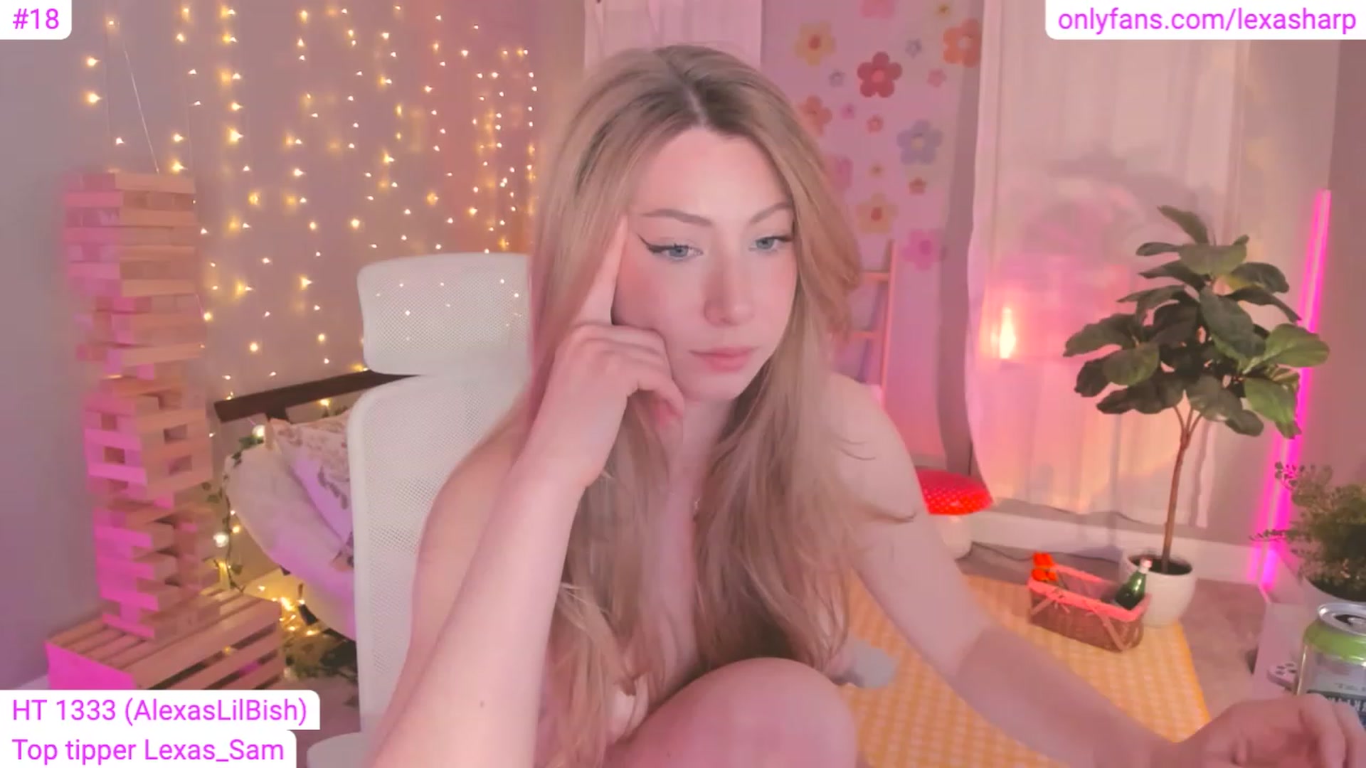 Gallery image thumbnail from alexasharp's myfreecams stream on, 04/14/2023, 03:29 image 19 of 20