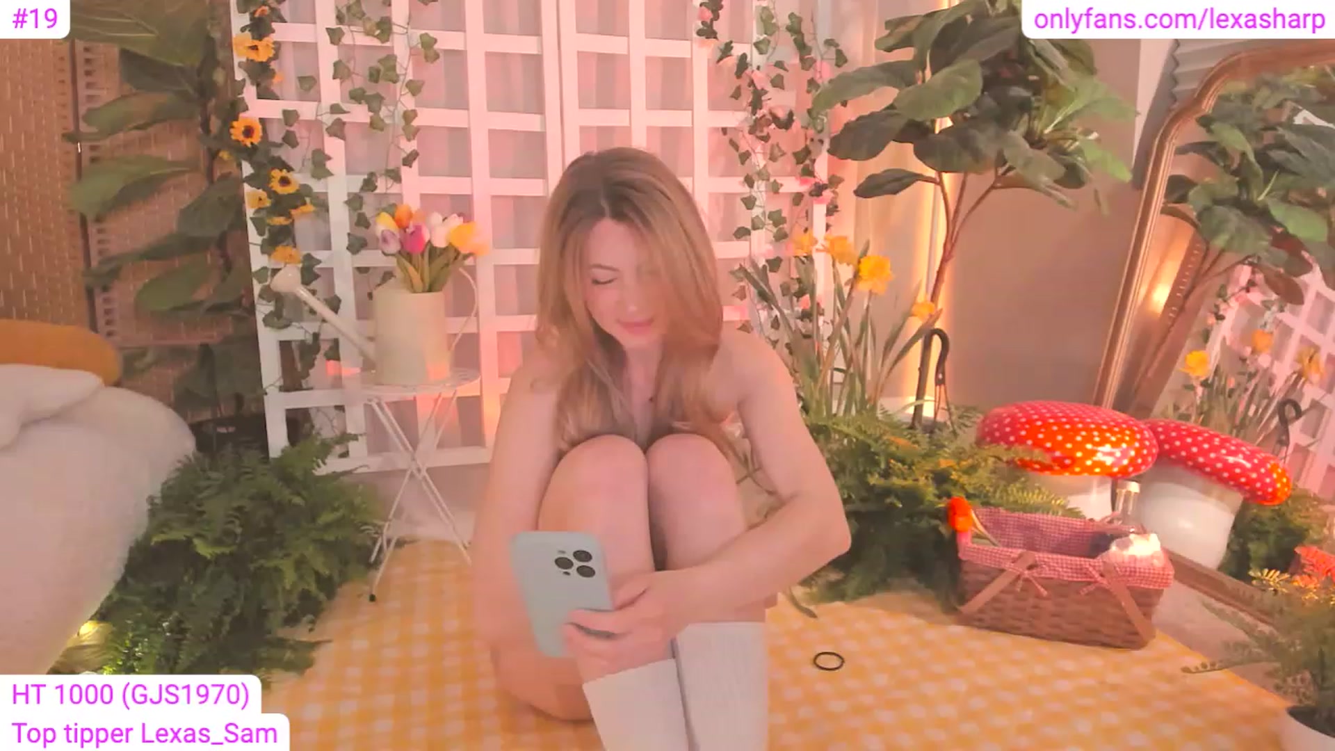 Gallery image thumbnail from alexasharp's myfreecams stream on, 04/15/2023, 03:23 image 9 of 20