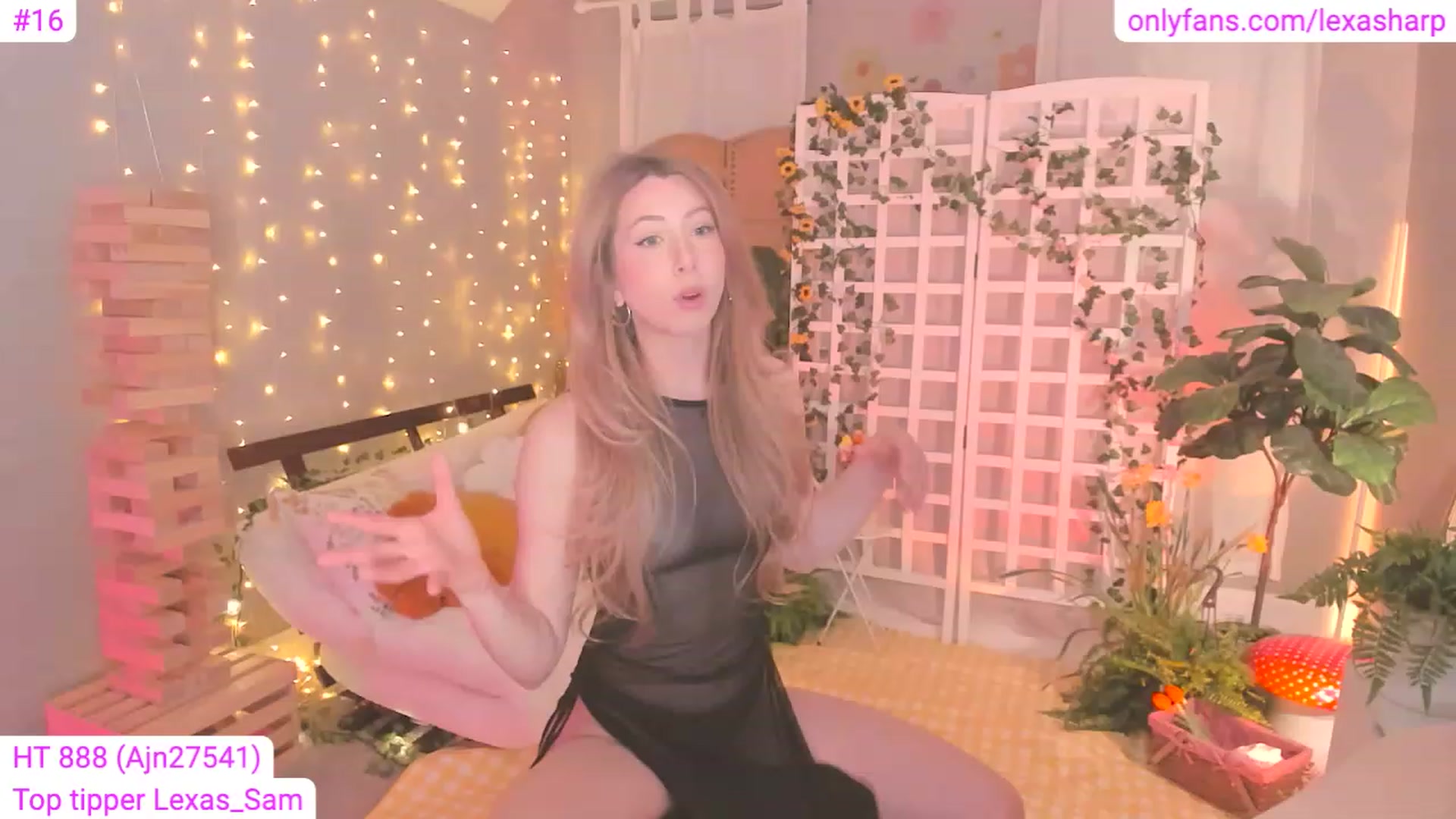 Gallery image thumbnail from alexasharp's myfreecams stream on, 04/16/2023, 04:02 image 13 of 20