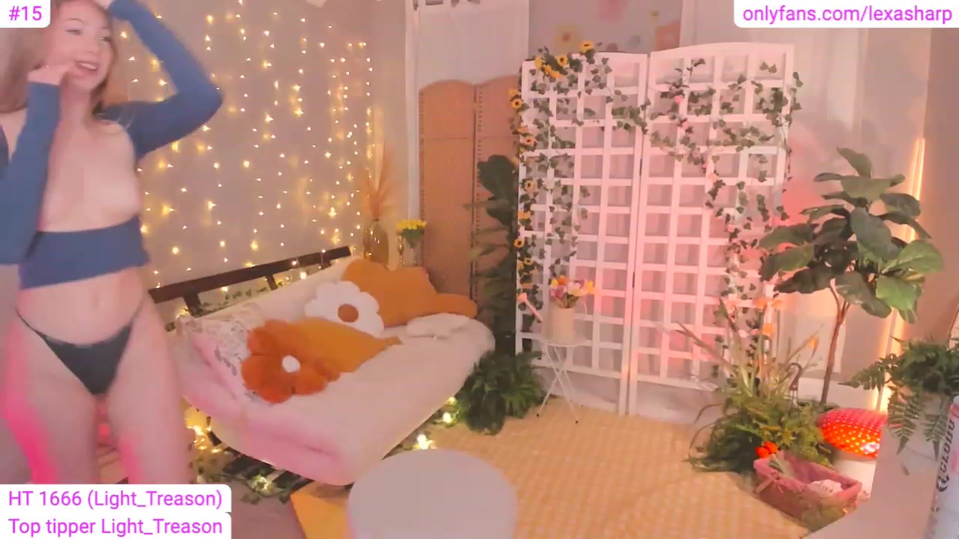 Gallery image thumbnail from alexasharp's myfreecams stream on, 04/18/2023, 02:54 image 12 of 20