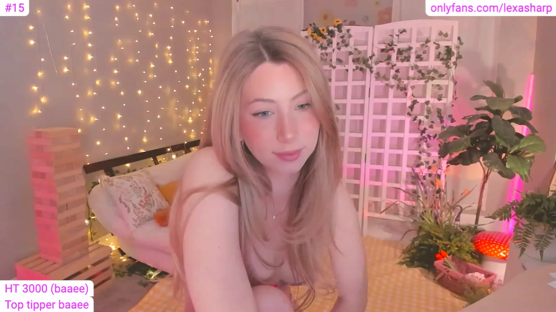 Gallery image thumbnail from alexasharp's myfreecams stream on, 04/19/2023, 24:25 image 9 of 20