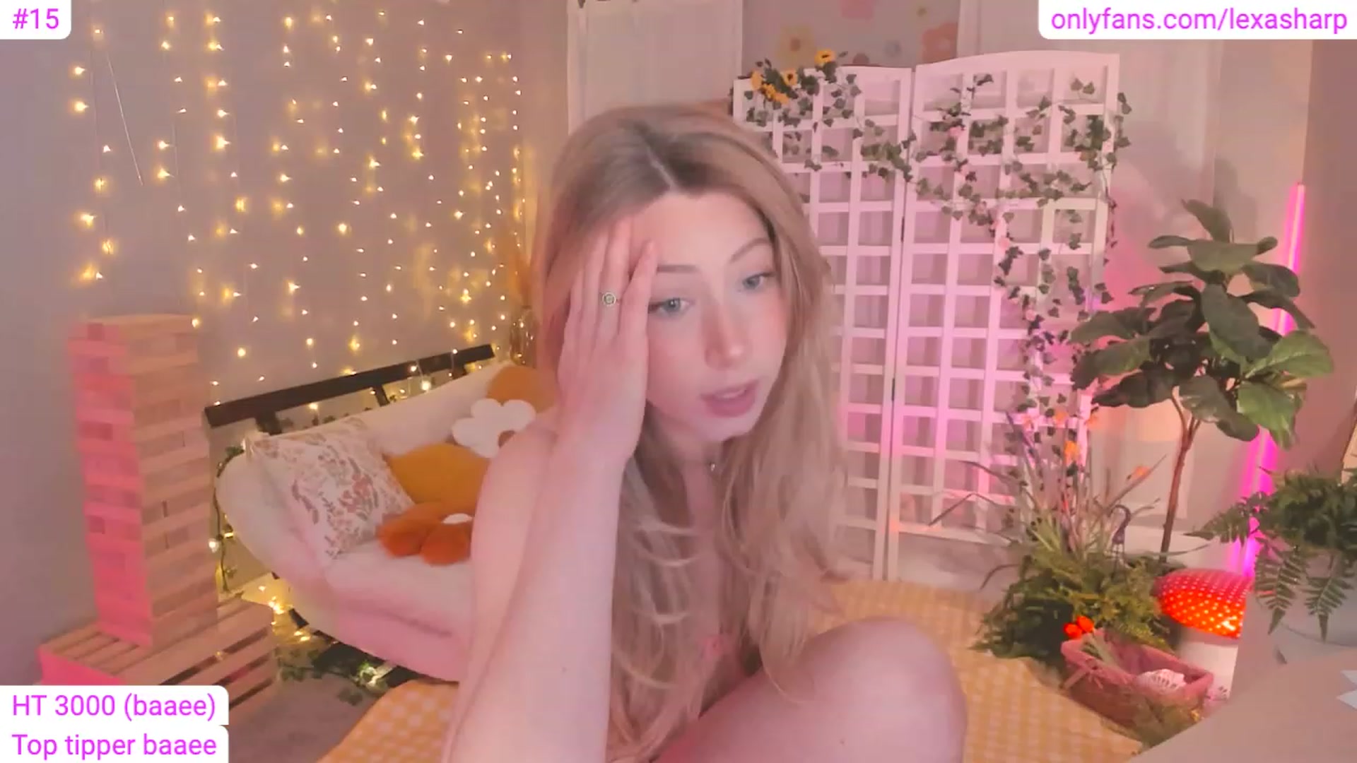 Gallery image thumbnail from alexasharp's myfreecams stream on, 04/19/2023, 24:25 image 14 of 20