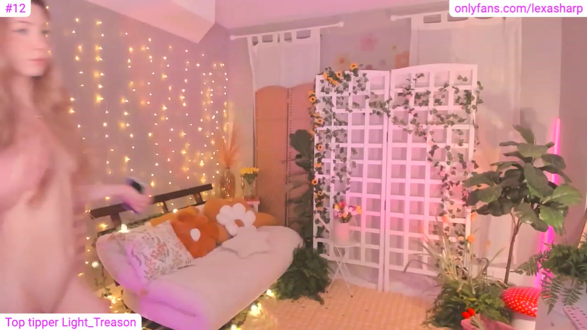 Gallery image thumbnail from alexasharp's myfreecams stream on, 04/26/2023, 03:19 image 9 of 20
