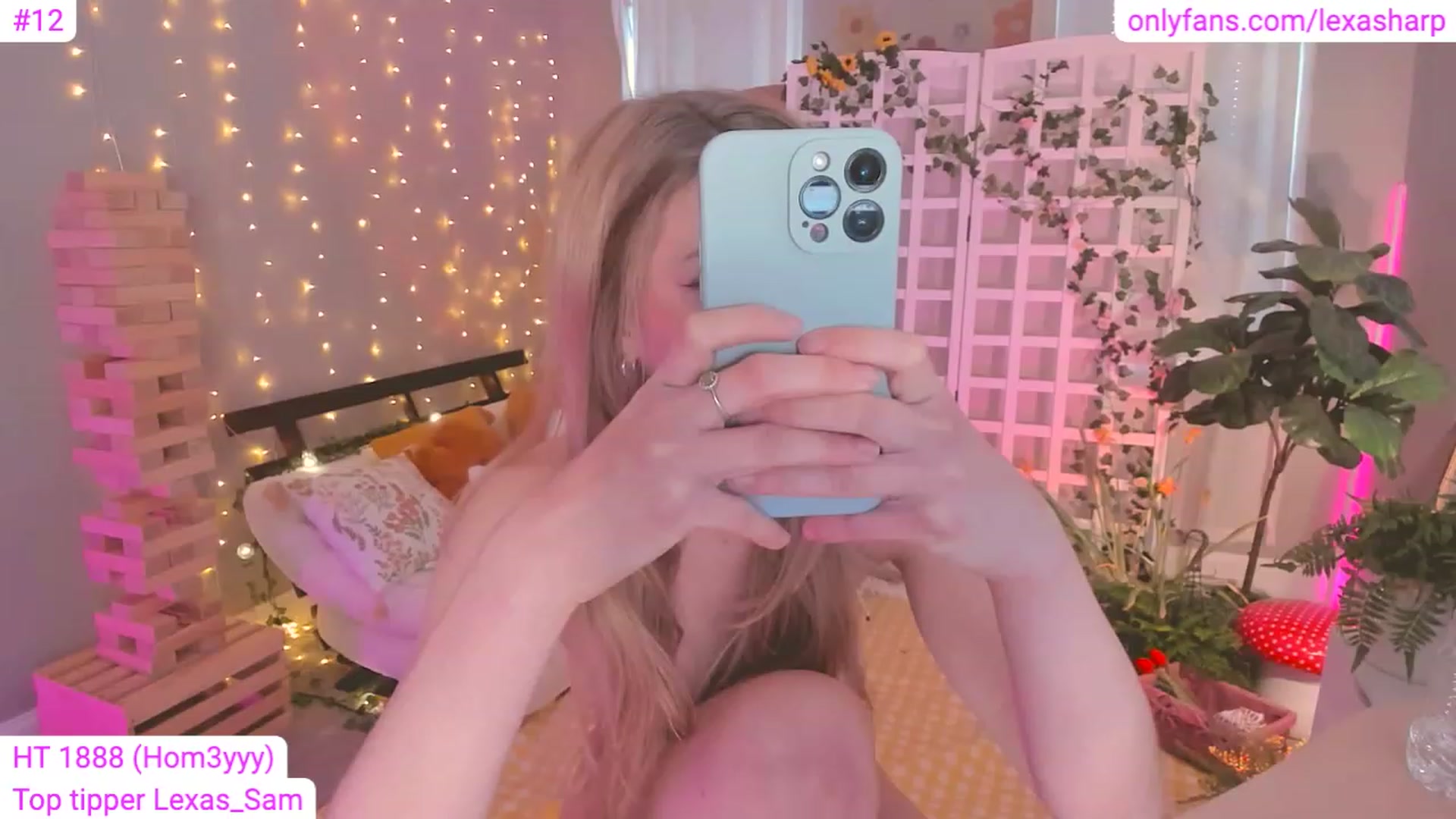 Gallery image thumbnail from alexasharp's myfreecams stream on, 04/26/2023, 22:46 image 13 of 20