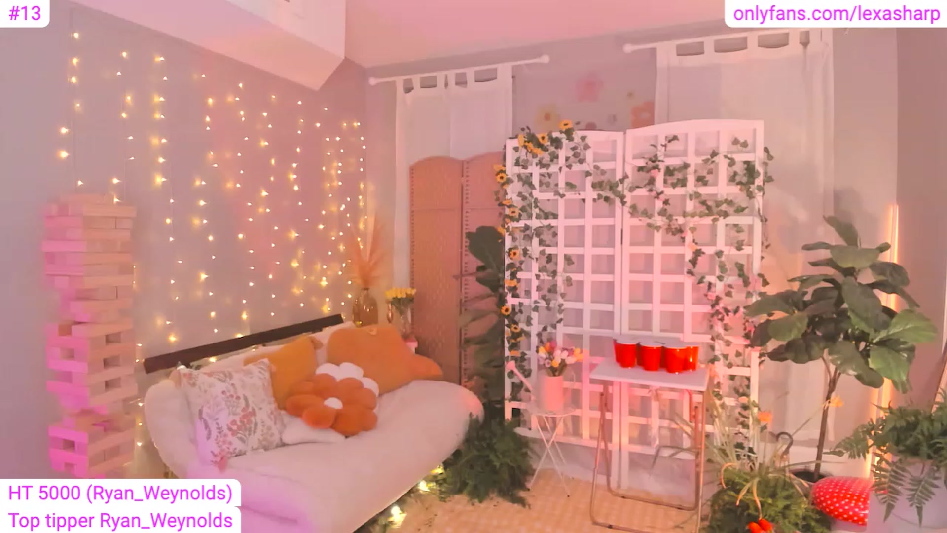 Gallery image thumbnail from alexasharp's myfreecams stream on, 04/29/2023, 05:15 image 7 of 20