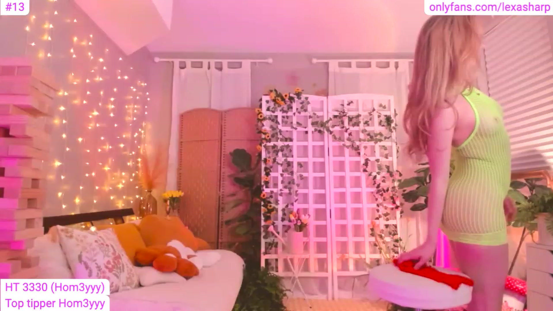 Gallery image thumbnail from alexasharp's myfreecams stream on, 05/01/2023, 05:38 image 9 of 20