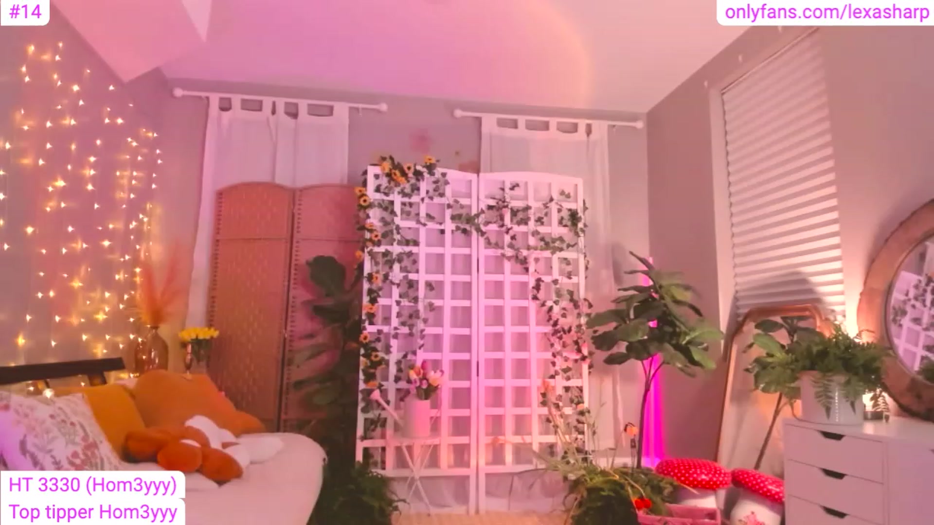 Gallery image thumbnail from alexasharp's myfreecams stream on, 05/01/2023, 06:23 image 9 of 20