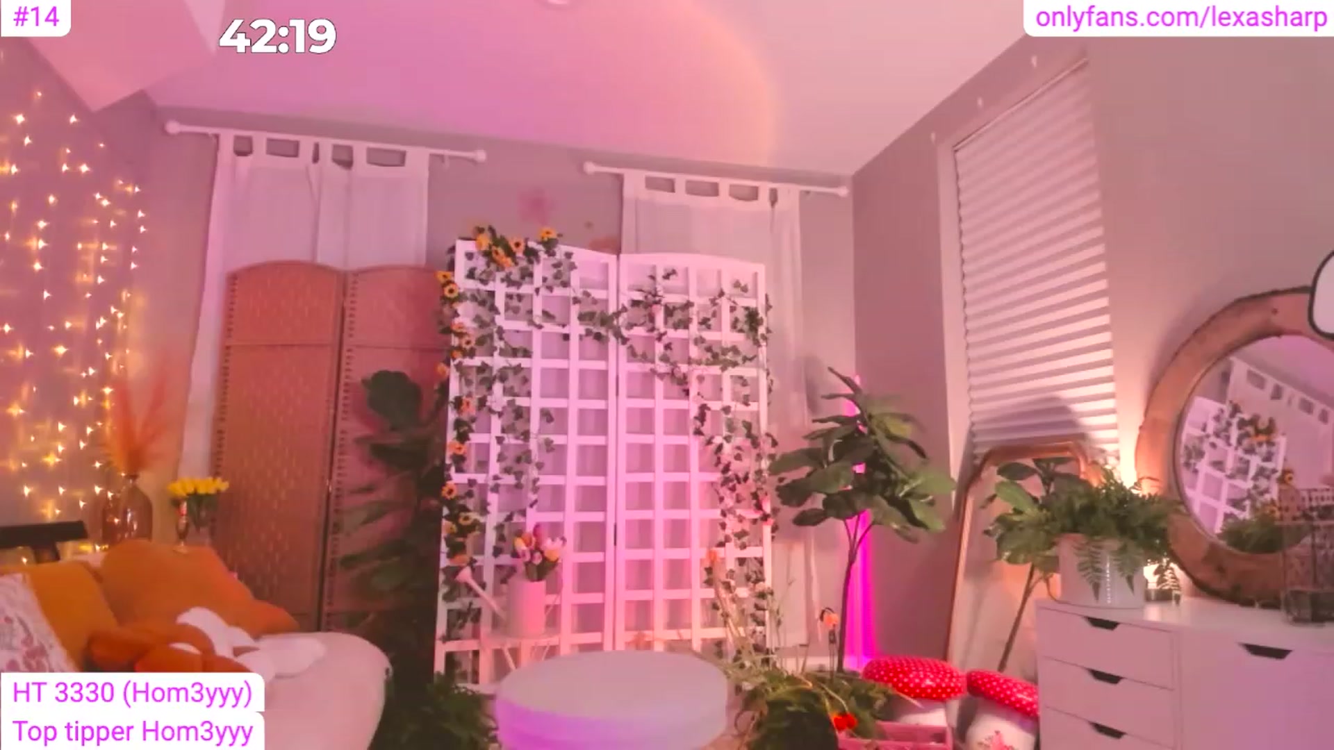 Gallery image thumbnail from alexasharp's myfreecams stream on, 05/01/2023, 06:23 image 19 of 20