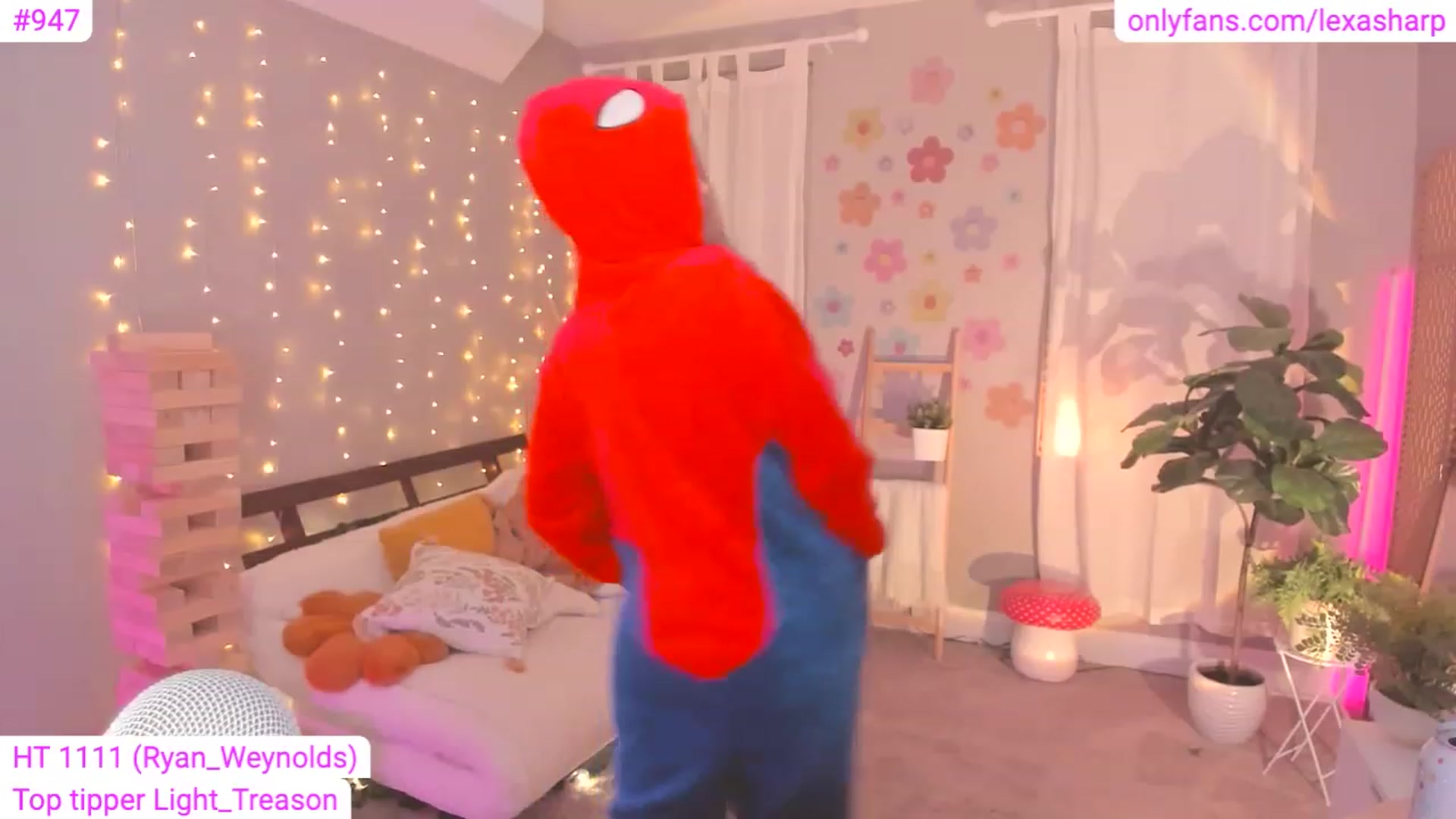 Gallery image thumbnail from alexasharp's myfreecams stream on, 05/13/2023, 04:16 image 10 of 20