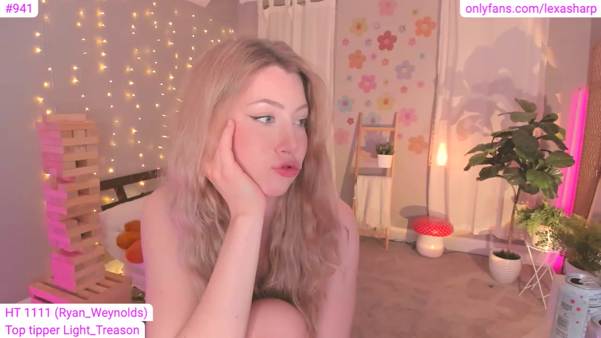 Gallery image thumbnail from alexasharp's myfreecams stream on, 05/13/2023, 04:16 image 16 of 20