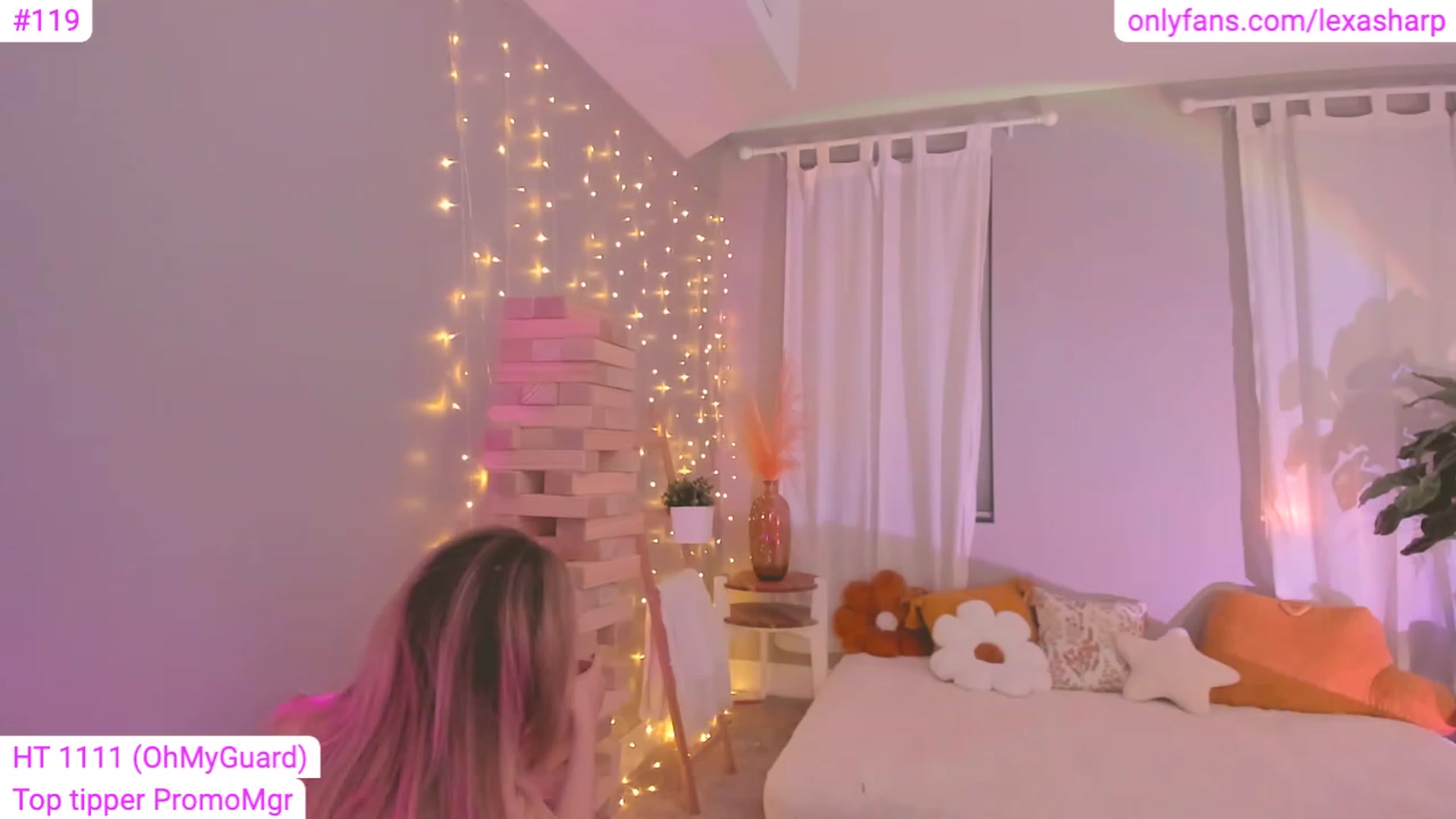 Gallery image thumbnail from alexasharp's myfreecams stream on, 06/03/2023, 02:49 image 10 of 20