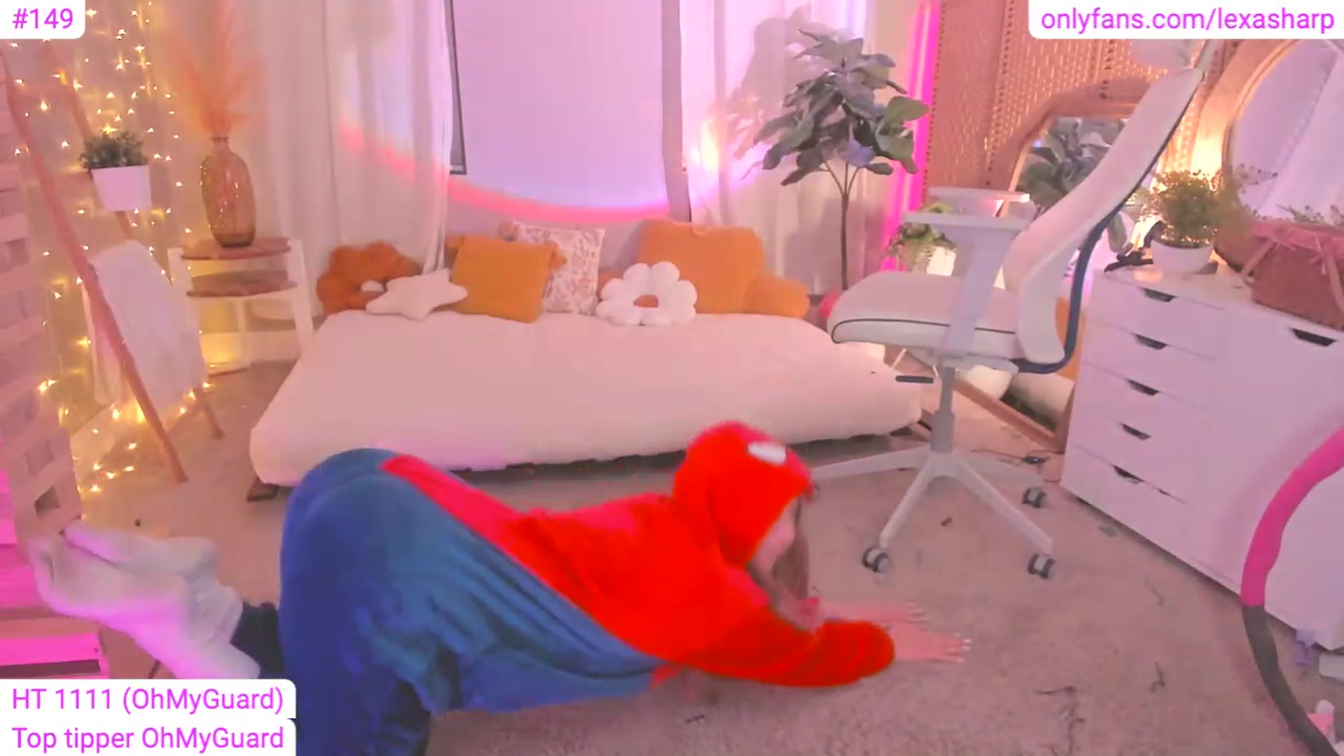 Gallery image thumbnail from alexasharp's myfreecams stream on, 06/08/2023, 03:37 image 16 of 20