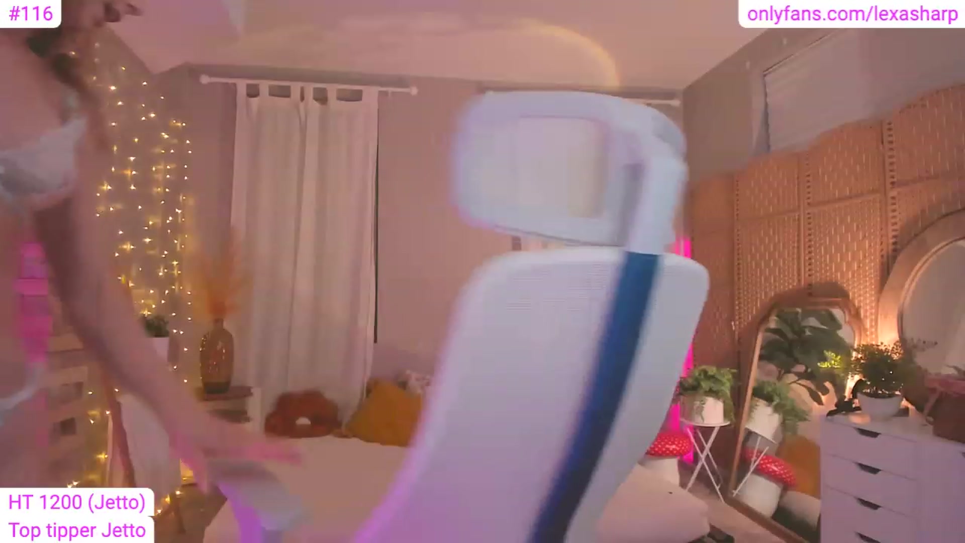 Gallery image thumbnail from alexasharp's myfreecams stream on, 06/10/2023, 04:53 image 6 of 20