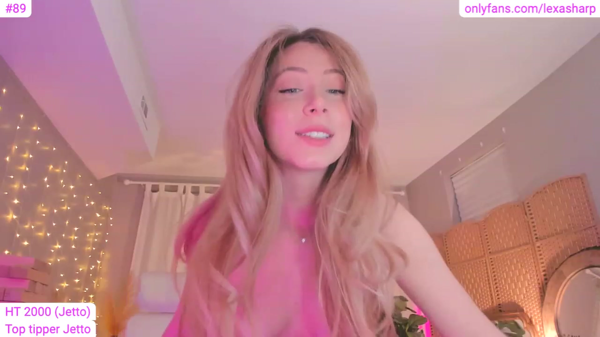 Gallery image thumbnail from alexasharp's myfreecams stream on, 06/10/2023, 04:53 image 19 of 20