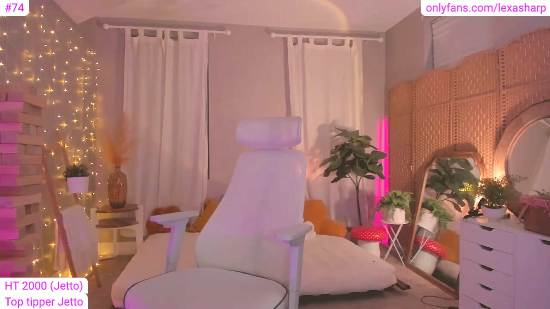 Gallery image thumbnail from alexasharp's myfreecams stream on, 06/10/2023, 06:01 image 14 of 20