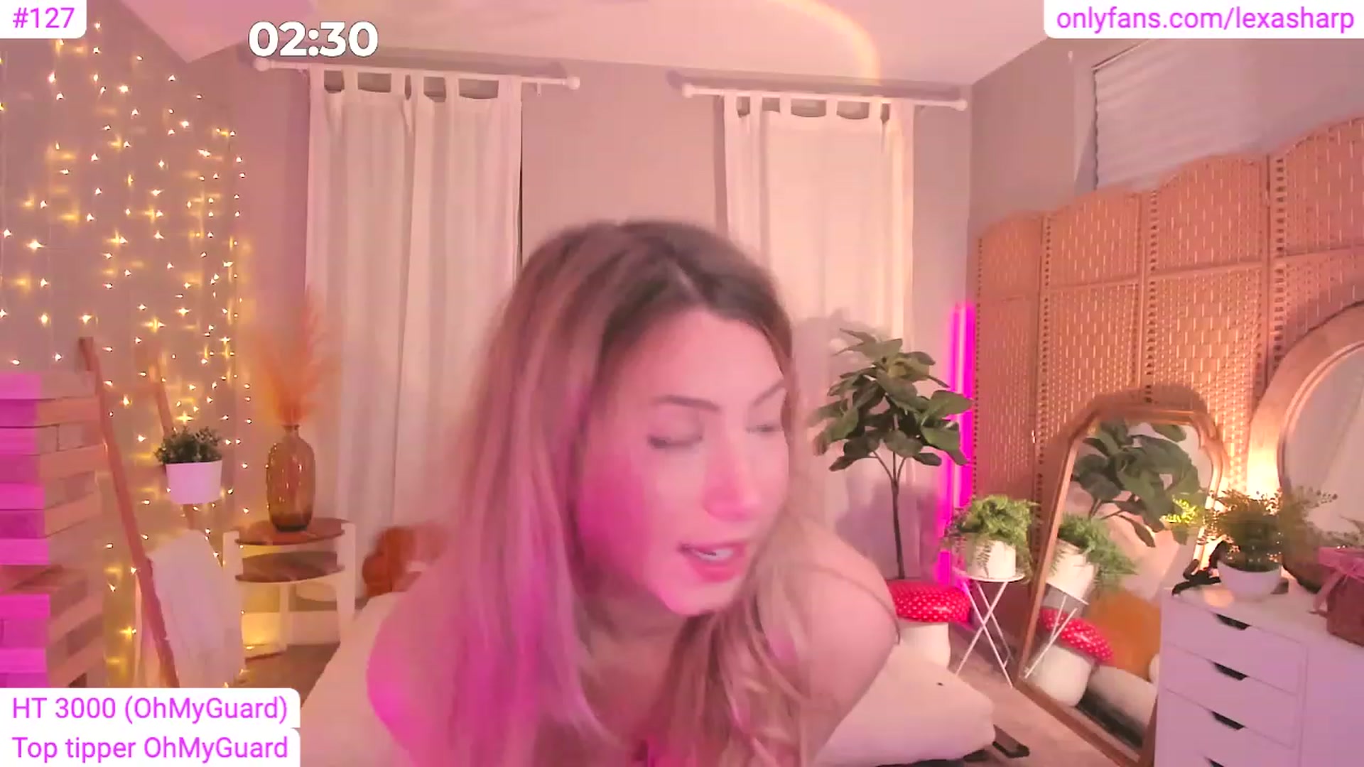 Gallery image thumbnail from alexasharp's myfreecams stream on, 06/17/2023, 03:36 image 12 of 20