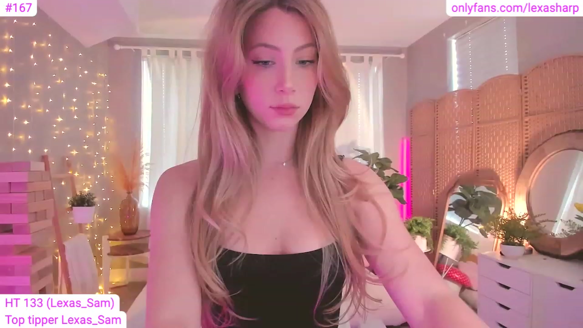 Gallery image thumbnail from alexasharp's myfreecams stream on, 06/21/2023, 21:58 image 8 of 20
