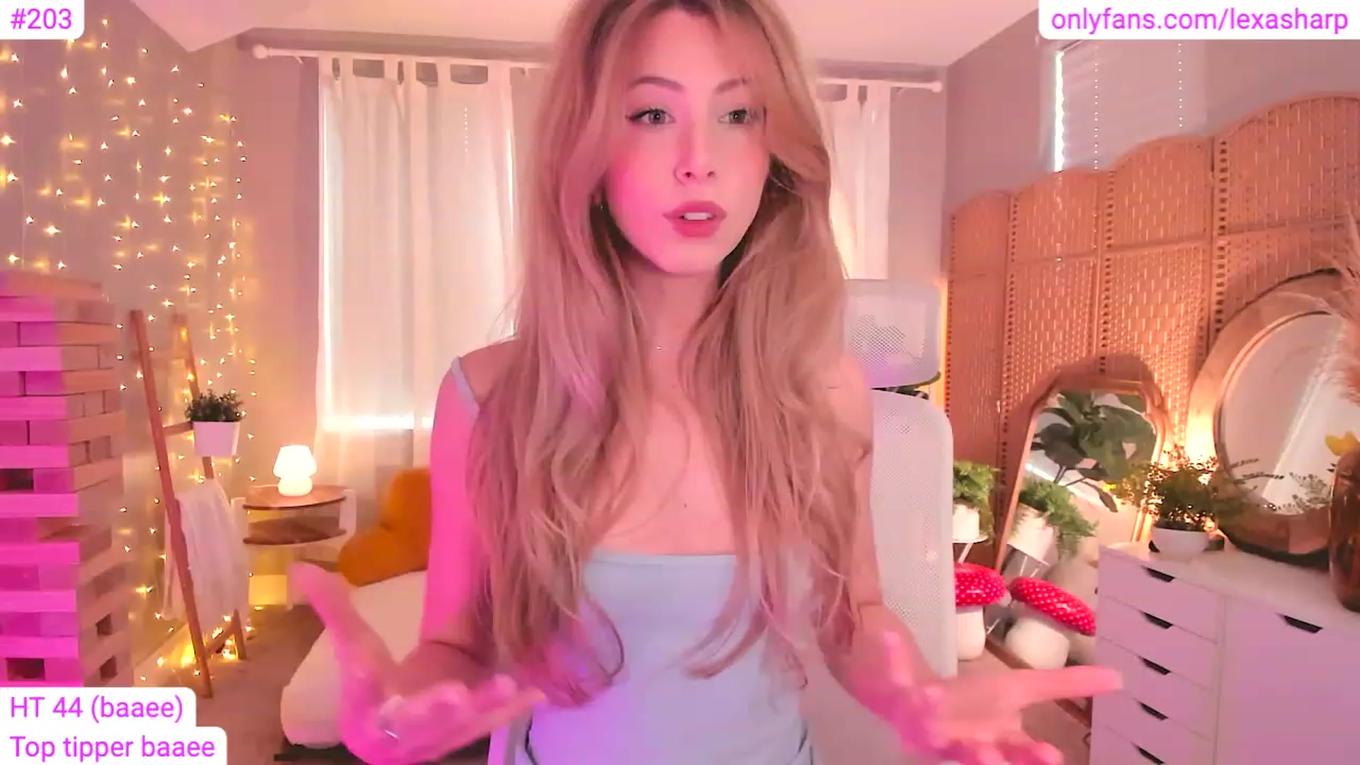 Gallery image thumbnail from alexasharp's myfreecams stream on, 06/28/2023, 23:40 image 14 of 20