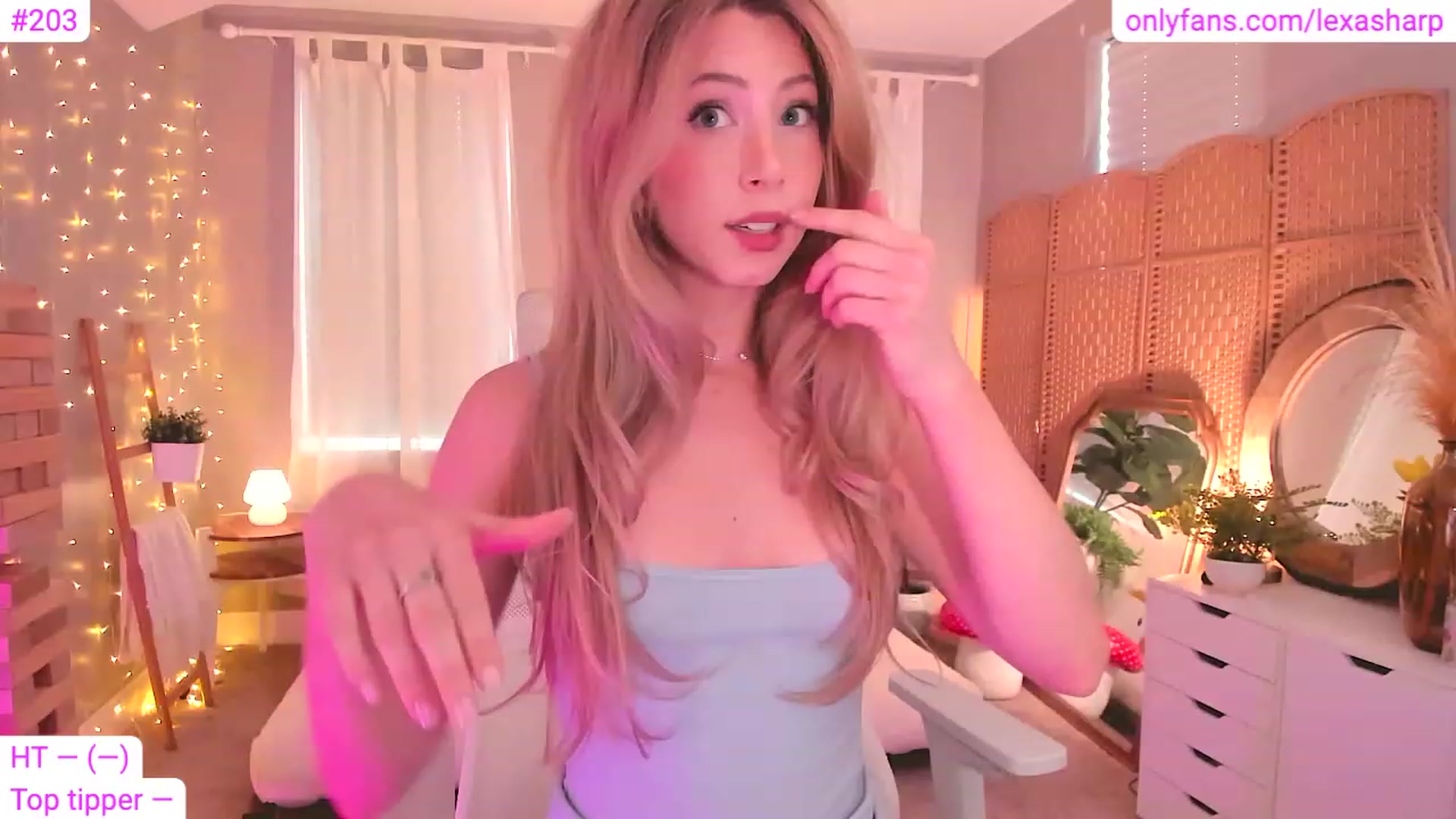 Gallery image thumbnail from alexasharp's myfreecams stream on, 06/28/2023, 23:40 image 1 of 20