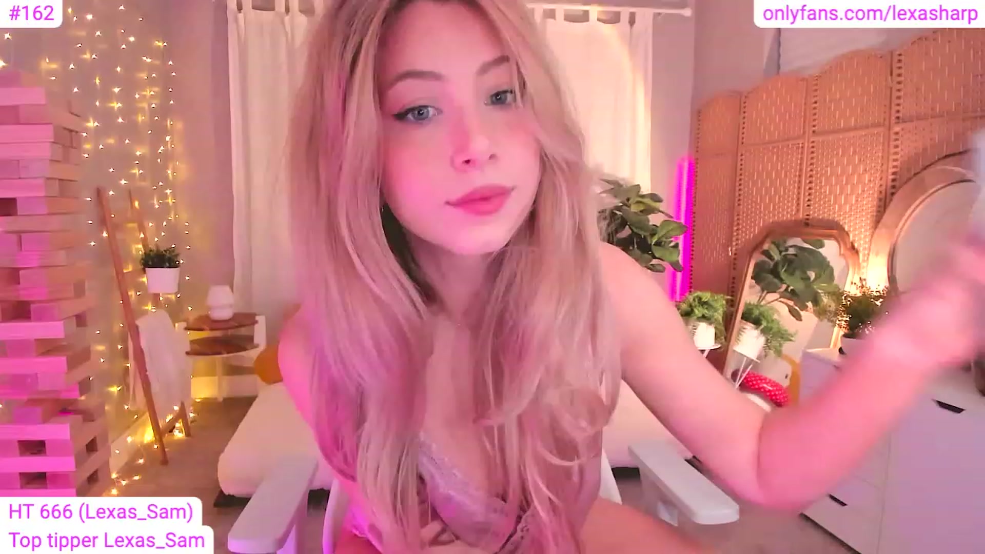 Gallery image thumbnail from alexasharp's myfreecams stream on, 06/30/2023, 02:52 image 5 of 20
