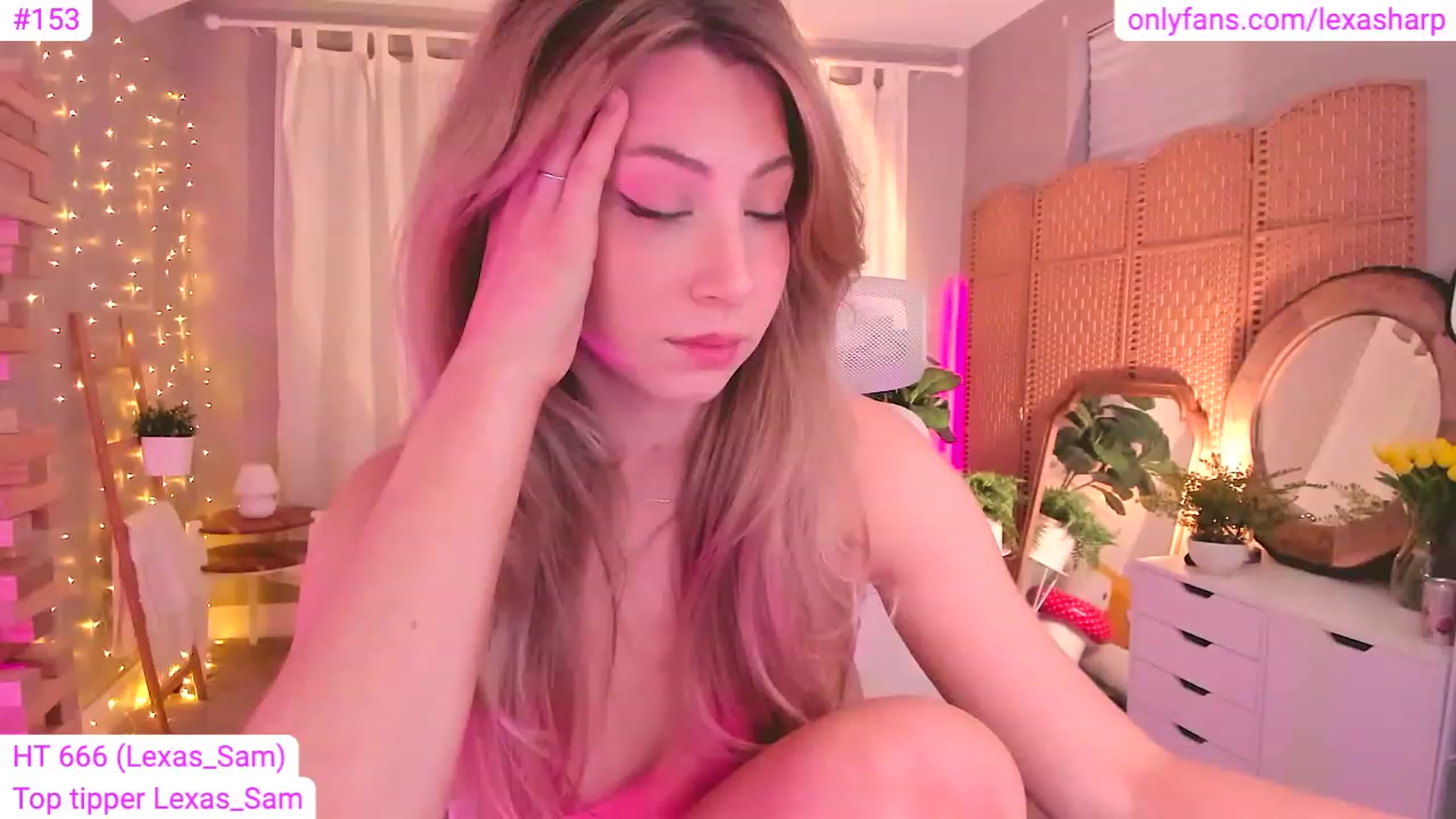 Gallery image thumbnail from alexasharp's myfreecams stream on, 06/30/2023, 05:19 image 13 of 20