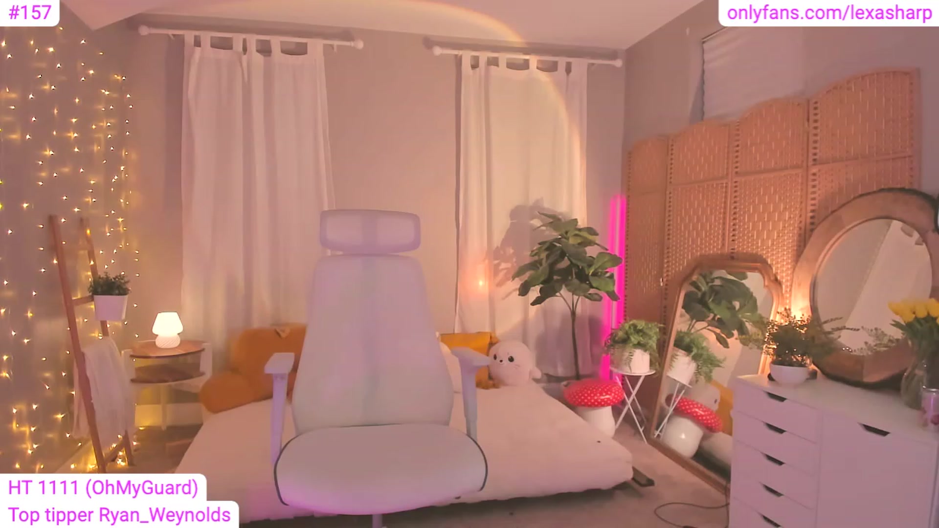 Gallery image thumbnail from alexasharp's myfreecams stream on, 07/01/2023, 02:17 image 14 of 20