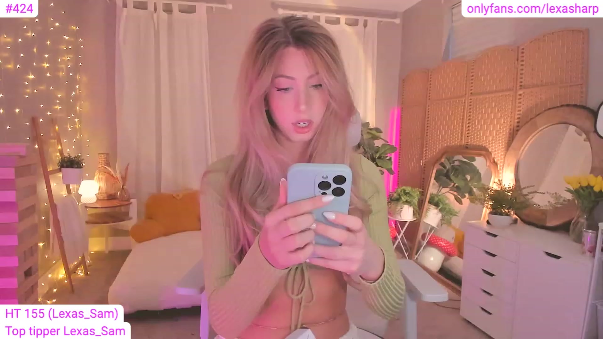 Gallery image thumbnail from alexasharp's myfreecams stream on, 07/09/2023, 01:08 image 11 of 20
