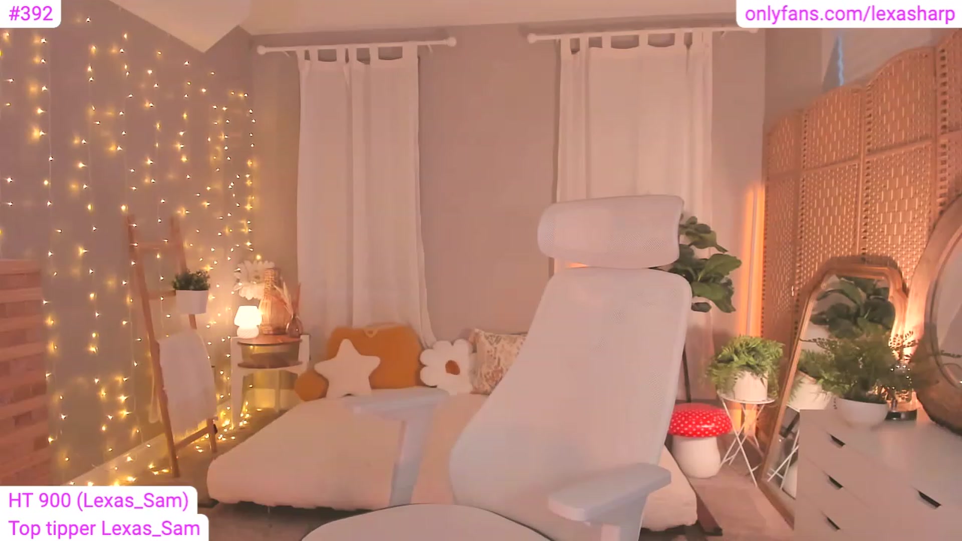Gallery image thumbnail from alexasharp's myfreecams stream on, 07/15/2023, 01:18 image 8 of 20
