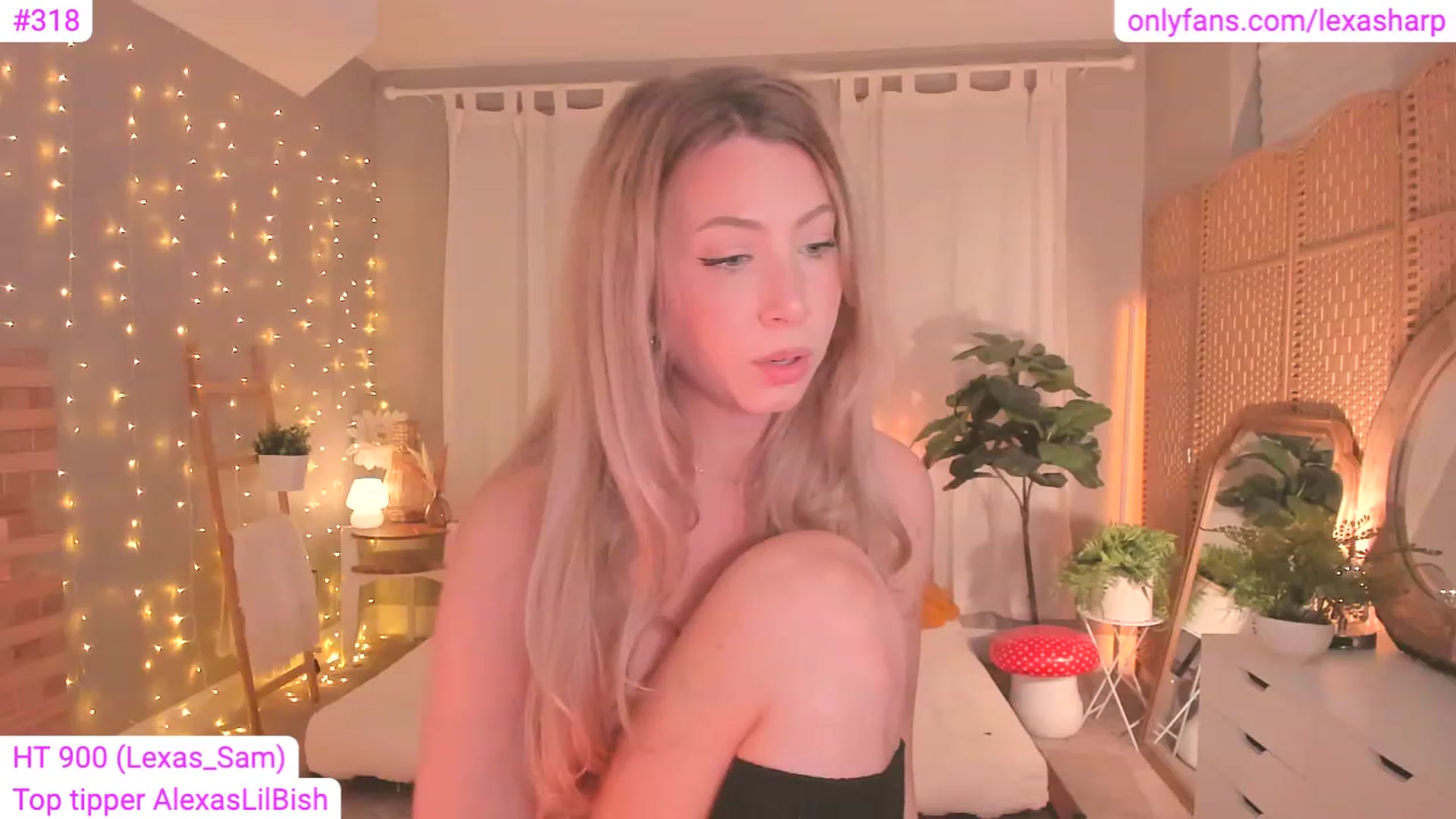 Gallery image thumbnail from alexasharp's myfreecams stream on, 07/15/2023, 04:57 image 13 of 20