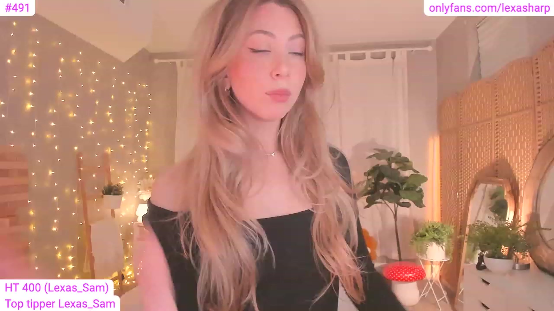 Gallery image thumbnail from alexasharp's myfreecams stream on, 07/21/2023, 02:07 image 6 of 20