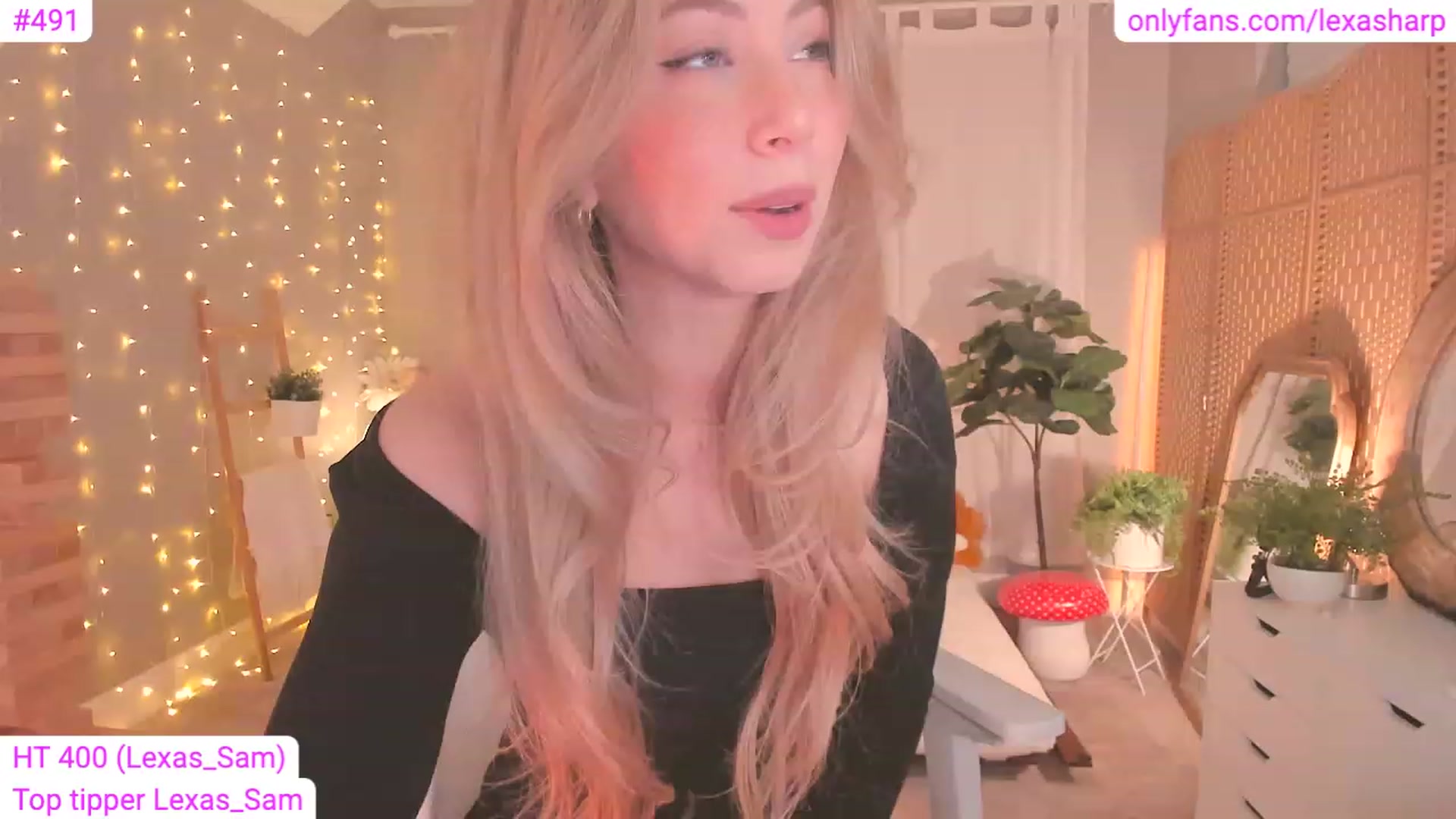 Gallery image thumbnail from alexasharp's myfreecams stream on, 07/21/2023, 02:07 image 5 of 20