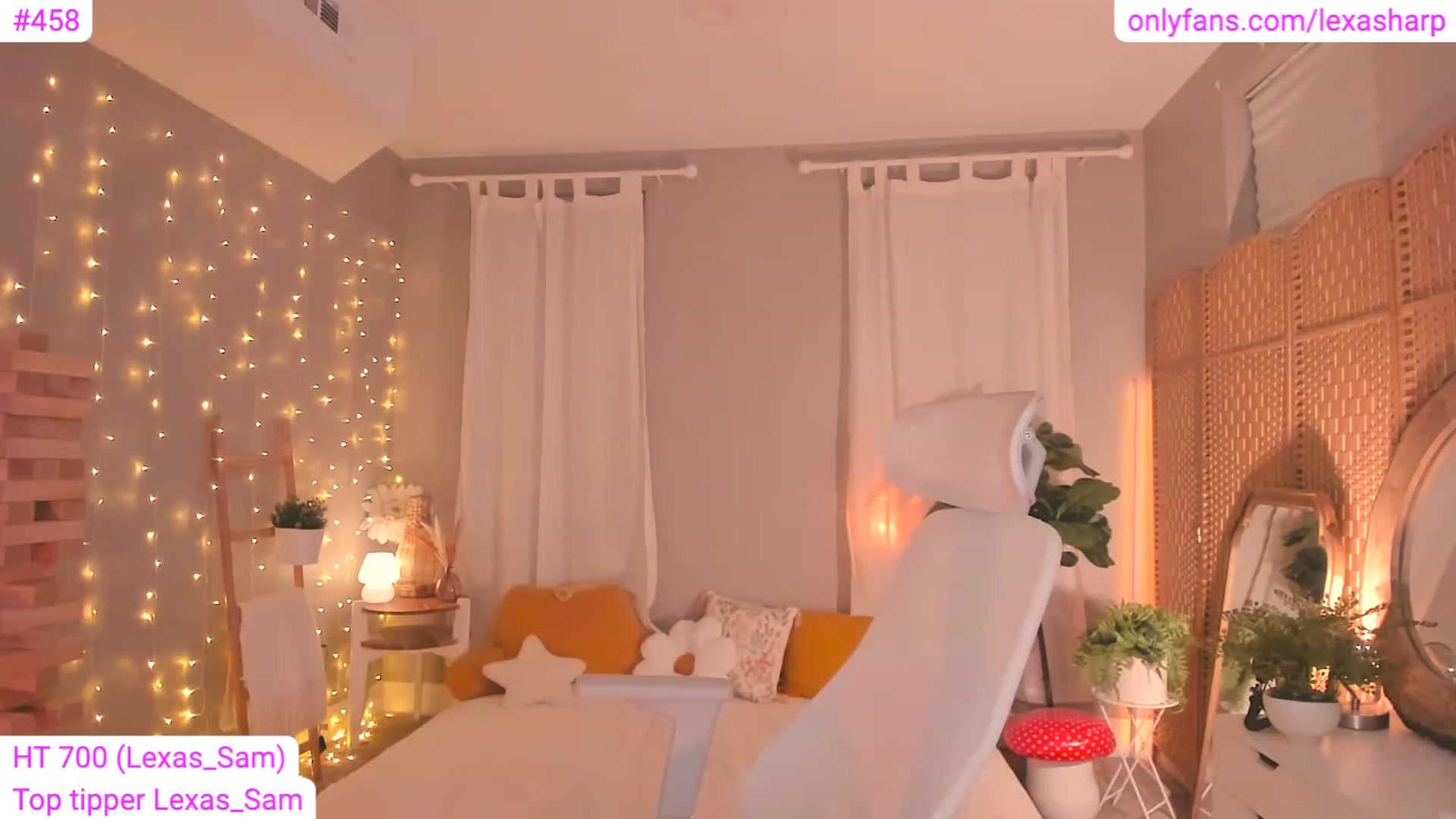 Gallery image thumbnail from alexasharp's myfreecams stream on, 07/21/2023, 03:06 image 8 of 20