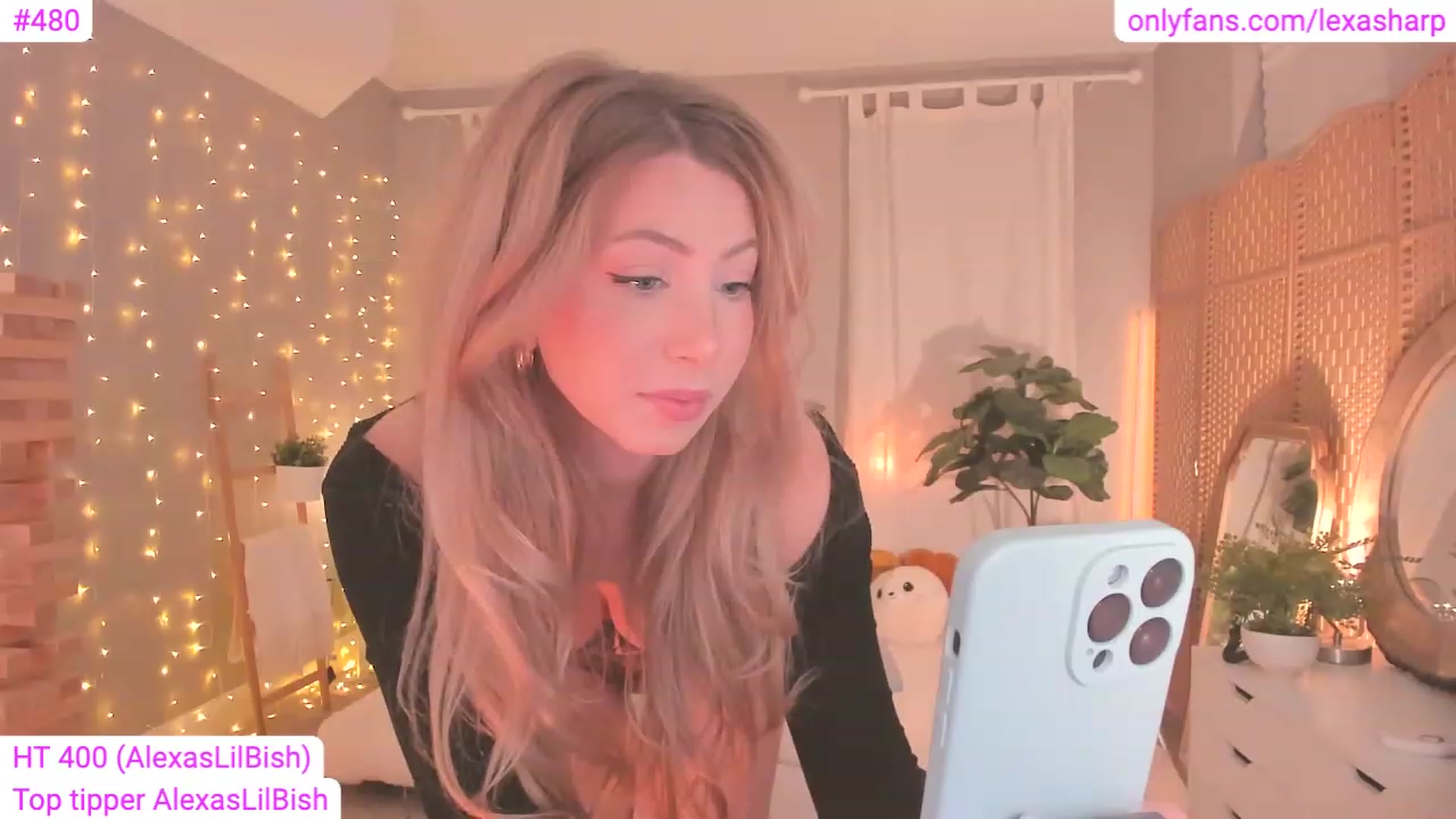 Gallery image thumbnail from alexasharp's myfreecams stream on, 07/22/2023, 03:20 image 8 of 20