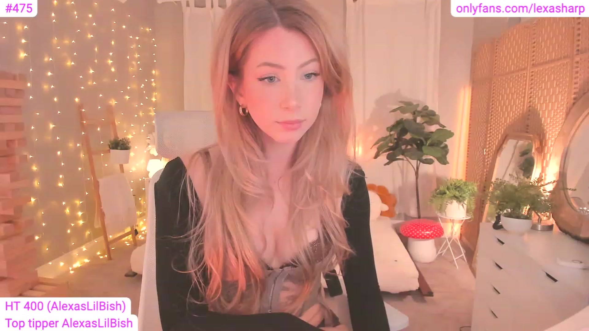 Gallery image thumbnail from alexasharp's myfreecams stream on, 07/22/2023, 03:20 image 15 of 20