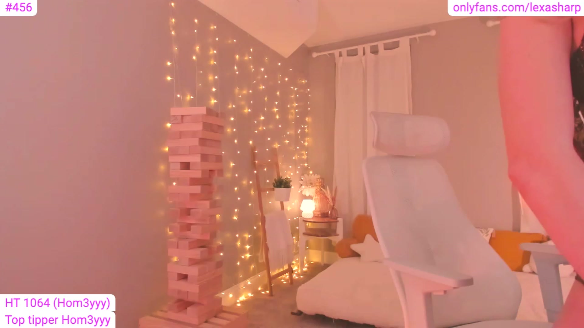 Gallery image thumbnail from alexasharp's myfreecams stream on, 07/22/2023, 04:10 image 5 of 20