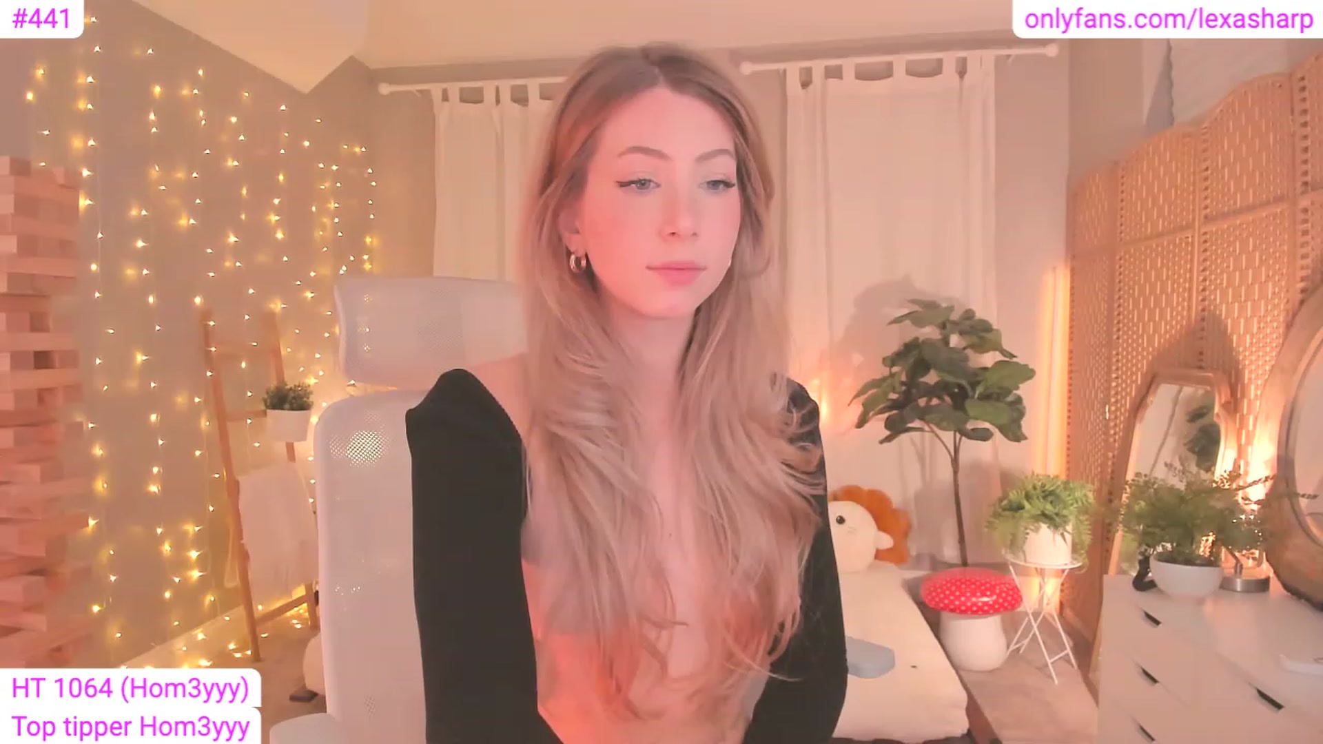 Gallery image thumbnail from alexasharp's myfreecams stream on, 07/22/2023, 05:11 image 13 of 20
