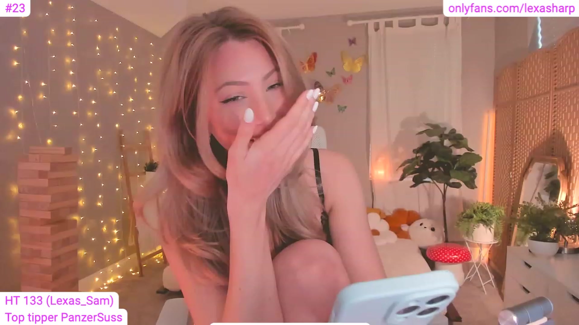 Gallery image thumbnail from alexasharp's myfreecams stream on, 08/03/2023, 24:53 image 2 of 20