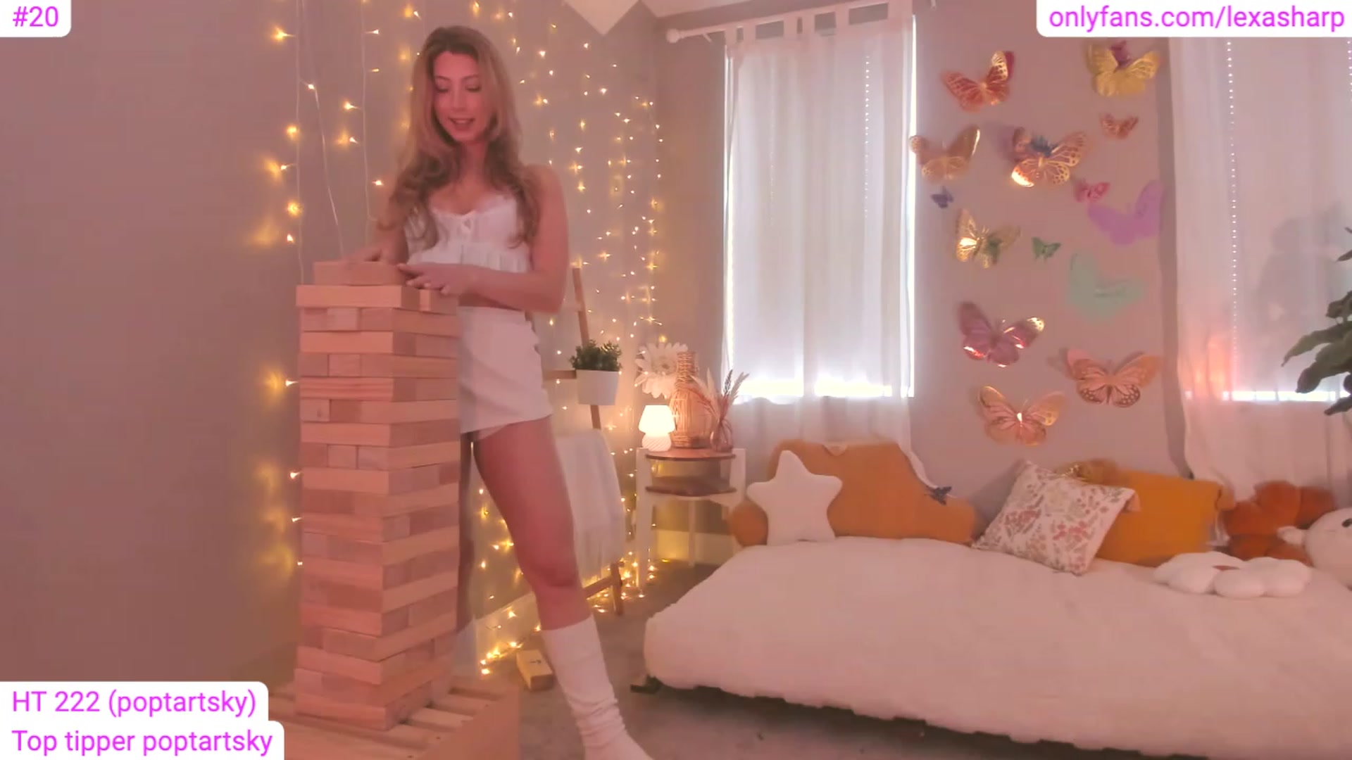 Gallery image thumbnail from alexasharp's myfreecams stream on, 08/07/2023, 22:51 image 2 of 20