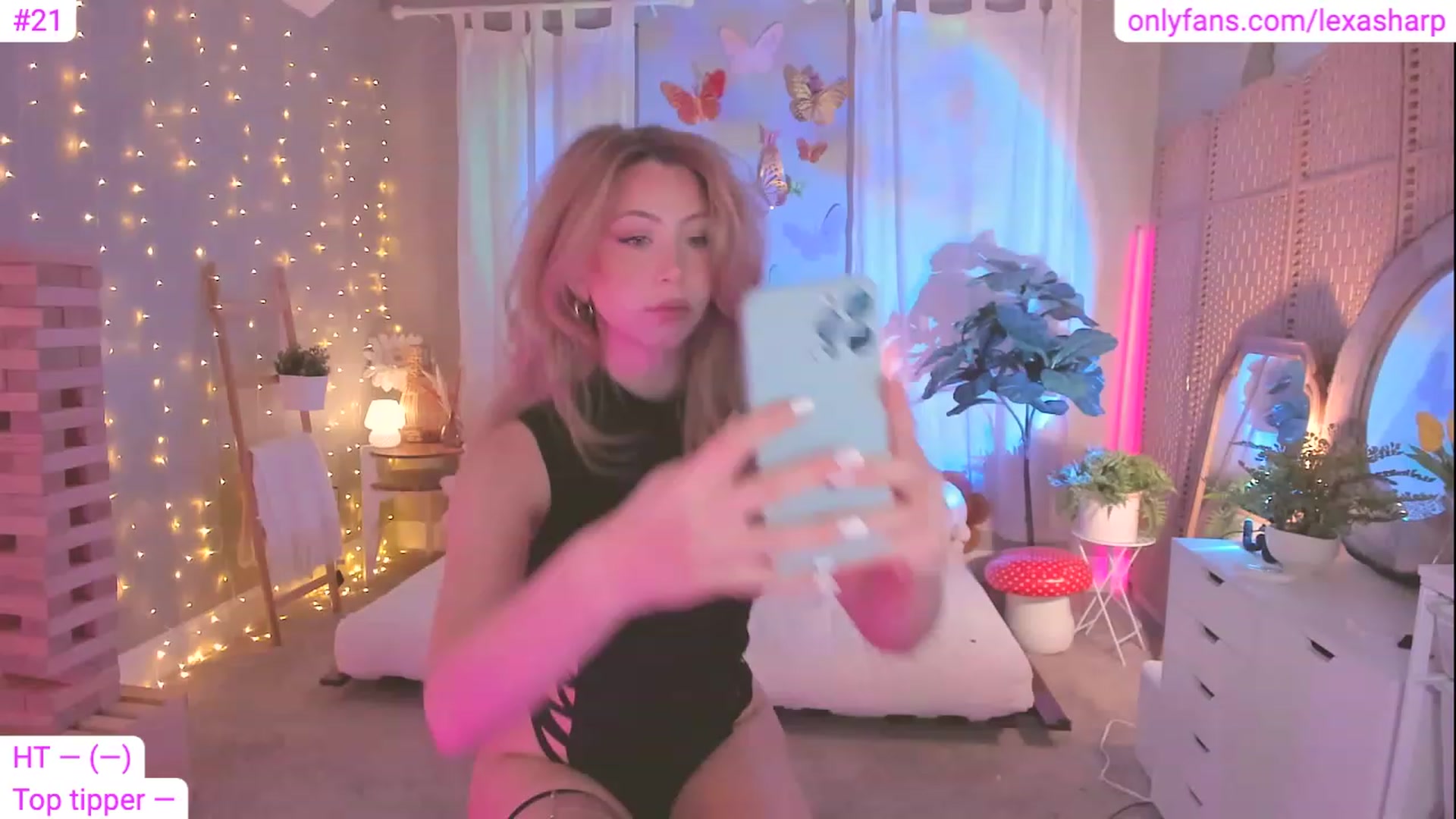 Gallery image thumbnail from alexasharp's myfreecams stream on, 08/12/2023, 02:21 image 1 of 20